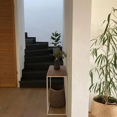 Haus Mit Viel Platz, Terrasse Und Garten *