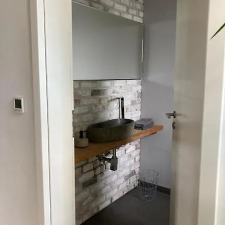 Vakantiehuis Haus Mit Viel Platz, Terrasse Und Garten *