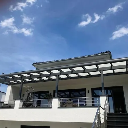 Haus Mit Viel Platz, Terrasse Und Garten Vakantiehuis