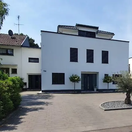 Haus Mit Viel Platz, Terrasse Und Garten * Alfter