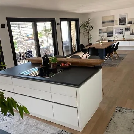 Haus Mit Viel Platz, Terrasse Und Garten * Alfter